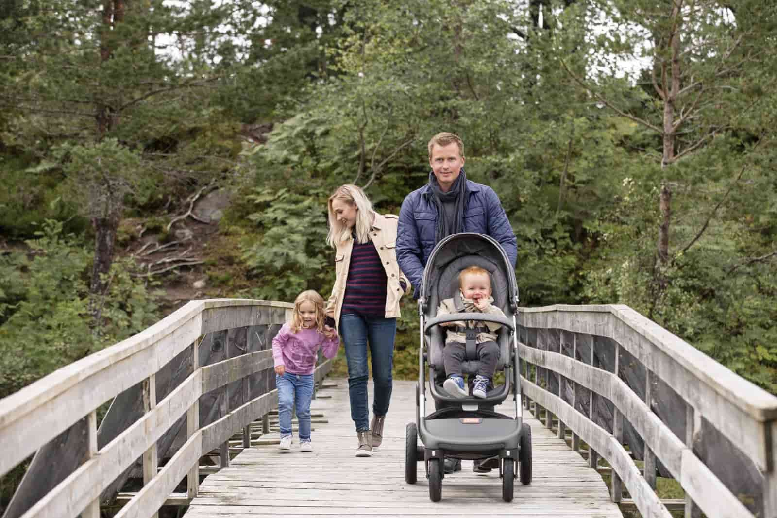 Stokke&reg; Trailz&trade; Terrain. With Stokke&reg; Stroller Seat, Black melange.